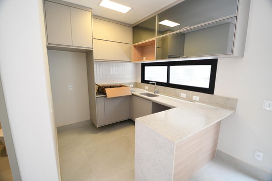 Cozinha de casa de condomínio para alugar com 3 quartos, 158m² em Parque Taquaral, Campinas