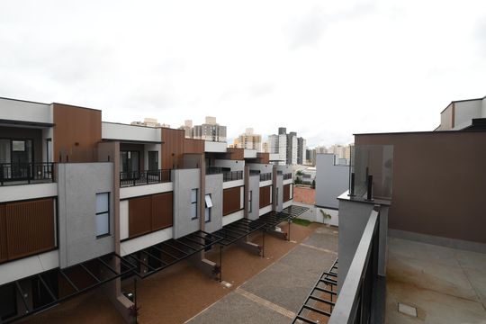 Varanda - Vista de casa de condomínio para alugar com 3 quartos, 158m² em Parque Taquaral, Campinas