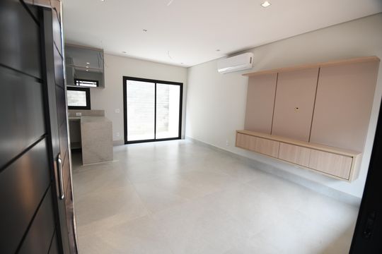 Sala de casa de condomínio à venda com 3 quartos, 158m² em Parque Taquaral, Campinas