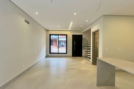 Sala de casa de condomínio à venda com 3 quartos, 158m² em Parque Taquaral, Campinas