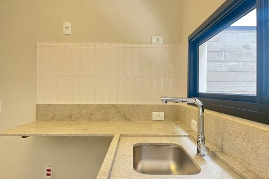 Cozinha de casa de condomínio à venda com 3 quartos, 158m² em Parque Taquaral, Campinas