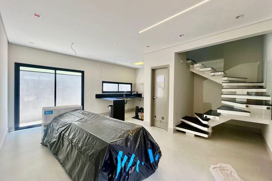 Sala de casa de condomínio à venda com 4 quartos, 158m² em Parque Taquaral, Campinas