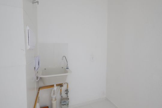 Área de Serviço de apartamento à venda com 2 quartos, 32m² em Vila Suzana, São Paulo