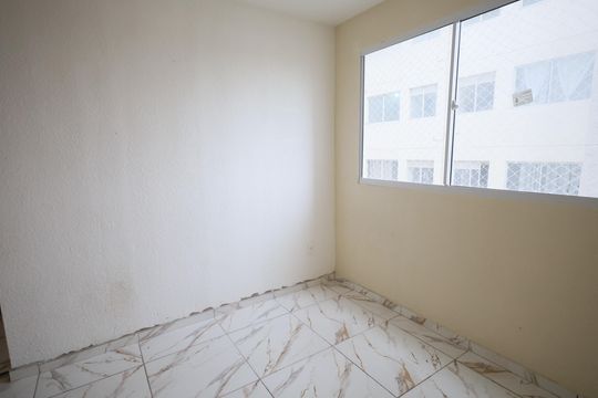 Sala de apartamento para alugar com 2 quartos, 39m² em Jardim do Lago, Osasco