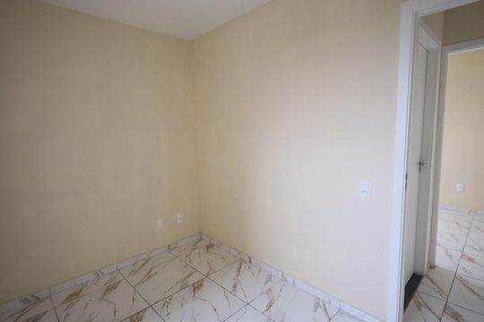 Quarto 2 de apartamento para alugar com 2 quartos, 39m² em Jardim do Lago, Osasco