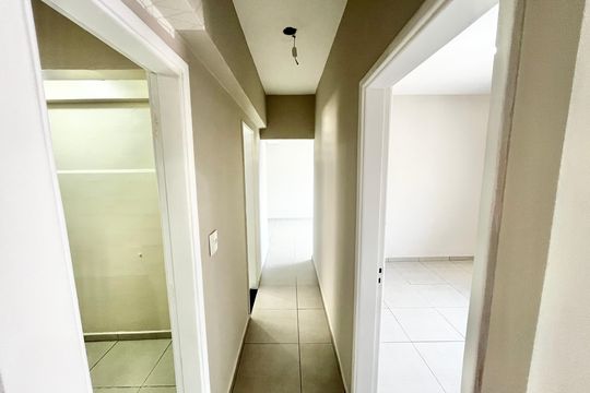 Corredor de apartamento para alugar com 2 quartos, 68m² em Vila Aurora (Zona Norte), São Paulo
