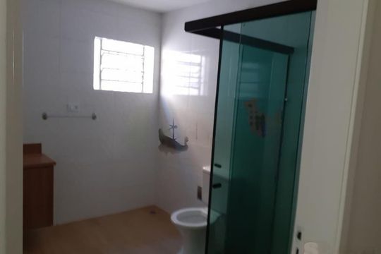 Casa à venda com 3 quartos, 159m² em Chora Menino, São Paulo
