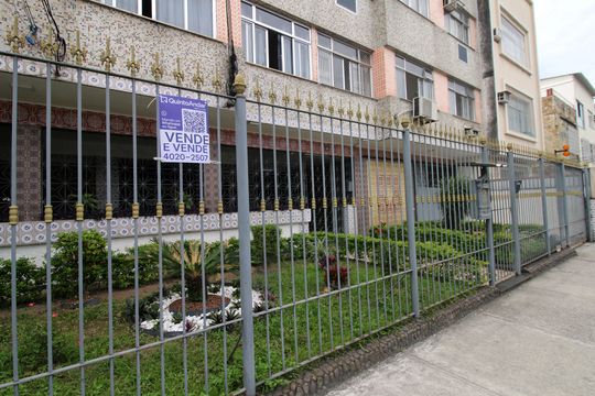 Placa de apartamento à venda com 3 quartos, 85m² em Irajá, Rio de Janeiro