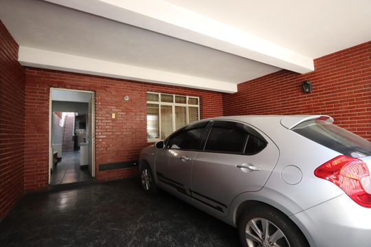 Garagem de casa à venda com 3 quartos, 240m² em Vila Rica, São Paulo