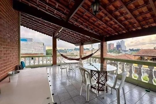 Casa à venda com 4 quartos, 219m² em Jardim Valdibia, São Bernardo do Campo