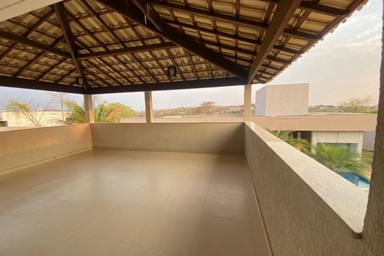 Varanda Quarto 1 de casa para alugar com 5 quartos, 2500m² em Nossa Senhora de Lourdes, Lagoa Santa