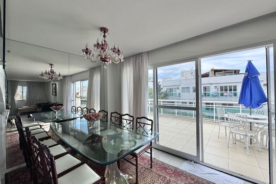 Sala de apartamento para alugar com 3 quartos, 360m² em Recreio dos Bandeirantes, Rio de Janeiro