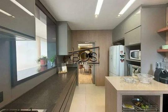 Apartamento à venda com 4 quartos, 189m² em Santa Lúcia, Belo Horizonte