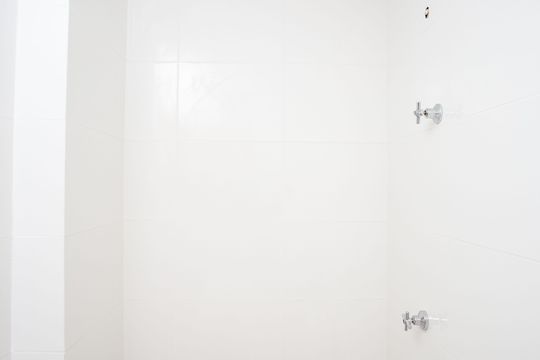 Banheiro de apartamento à venda com 2 quartos, 45m² em Centro, Diadema