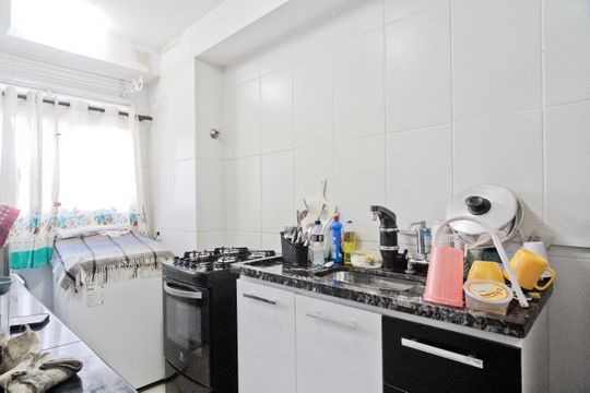 Cozinha de apartamento para alugar com 2 quartos, 44m² em Vila Nina, São Paulo