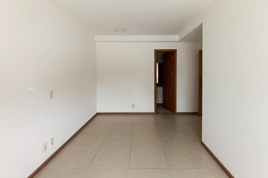 Sala de apartamento para alugar com 2 quartos, 187m² em Abraão, Florianópolis