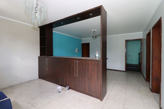 Sala de casa para alugar com 3 quartos, 192m² em Vl Sto Agostinho, Porto Alegre