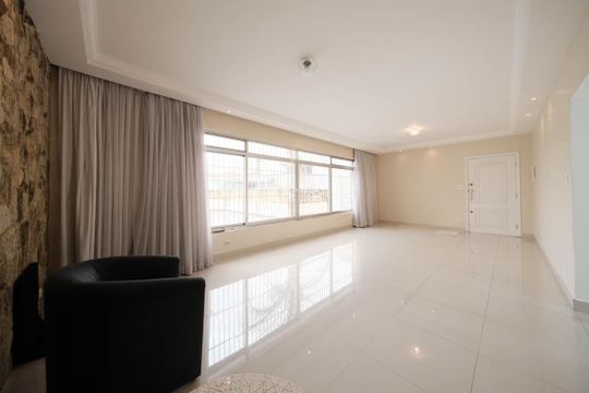 Sala de casa à venda com 4 quartos, 261m² em Cidade Patriarca, São Paulo