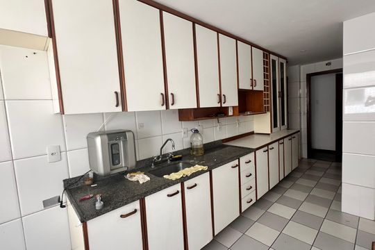 Cozinha de apartamento para alugar com 4 quartos, 120m² em Recreio dos Bandeirantes, Rio de Janeiro