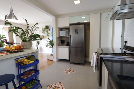 Cozinha de apartamento à venda com 3 quartos, 128m² em Vila Andrade, São Paulo