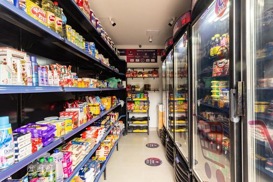 Área comum - Mercadinho de apartamento para alugar com 1 quarto, 28m² em Belenzinho, São Paulo