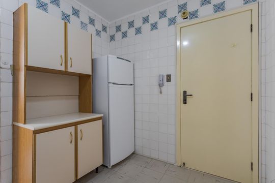 Cozinha de apartamento à venda com 2 quartos, 87m² em Centro Histórico, Porto Alegre