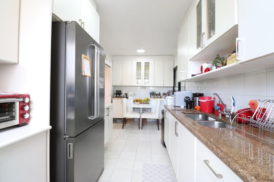 Cozinha de apartamento à venda com 4 quartos, 170m² em Perdizes, São Paulo