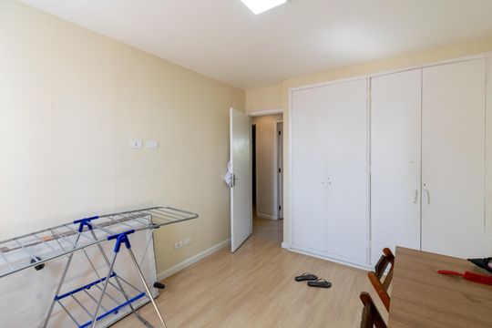 Quarto 2 de apartamento para alugar com 3 quartos, 90m² em Vila Paulista, São Paulo