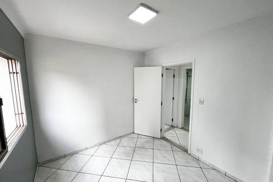 Quarto 1 de apartamento para alugar com 2 quartos, 67m² em Vila Celeste, São Paulo