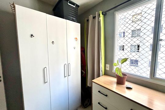Quarto 1 de apartamento à venda com 2 quartos, 47m² em Vila das Bandeiras, Guarulhos
