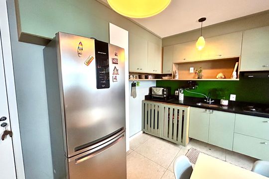Cozinha de apartamento à venda com 2 quartos, 47m² em Vila das Bandeiras, Guarulhos