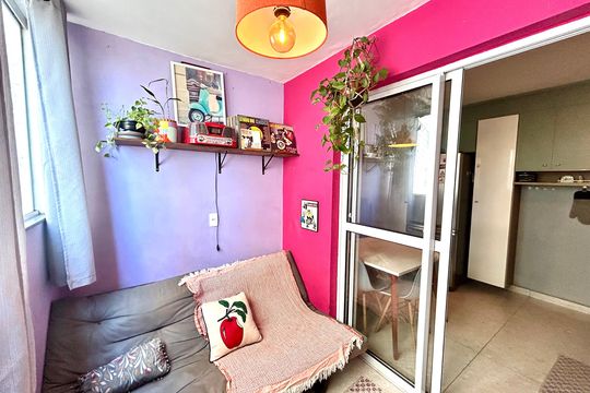 Sala de apartamento à venda com 2 quartos, 47m² em Vila das Bandeiras, Guarulhos