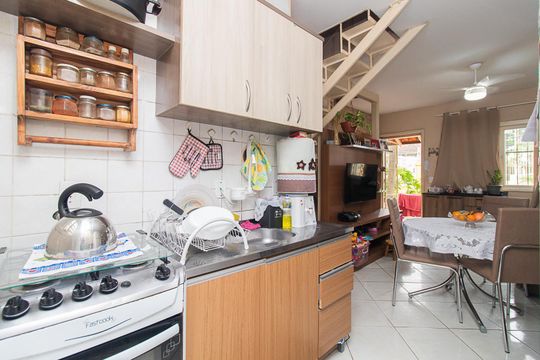 Casa de Condomínio à venda com 3 quartos, 93m² em Ipanema, Porto Alegre