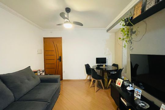Apartamento para alugar com 2 quartos, 80m² em Jardim Silvestre, Guarulhos