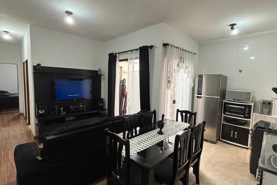 Sala de apartamento para alugar com 2 quartos, 50m² em Campestre, Santo André