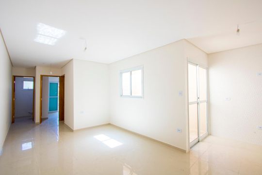 Apartamento para alugar com 2 quartos, 50m² em Vila Mazzei, Santo André
