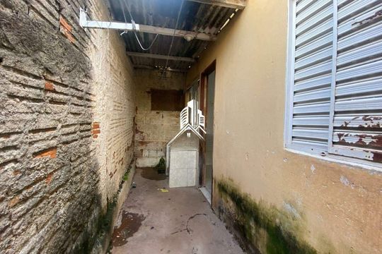 Casa à venda com 4 quartos, 130m² em Vila Costa e Silva, Campinas