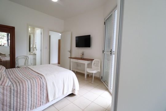 Suíte 2 de casa para alugar com 4 quartos, 322m² em Morada da Colina, Uberlândia