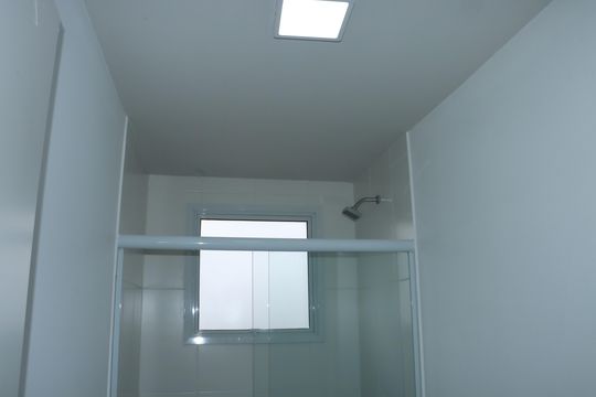 Banheiro Suíte  de apartamento para alugar com 2 quartos, 65m² em Esplanada, Embu das Artes