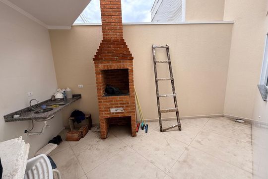 Casa à venda com 3 quartos, 110m² em Vila Lucia, São Paulo