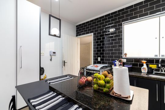 Cozinha de casa à venda com 4 quartos, 280m² em Parque Mandaqui, São Paulo