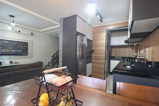 Cozinha de casa à venda com 2 quartos, 140m² em Parque das Nações, Santo André
