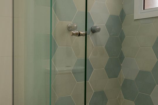 Banheiro da Suíte 2 de apartamento à venda com 2 quartos, 93m² em Baeta Neves, São Bernardo do Campo