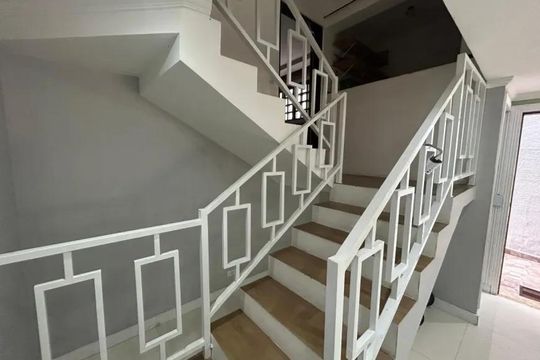 Casa à venda com 3 quartos, 137m² em Jardim Caner, São Paulo