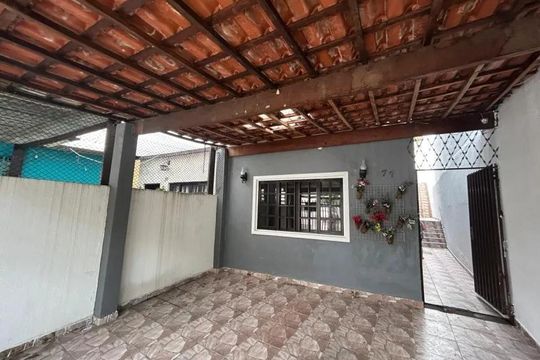 Casa à venda com 3 quartos, 137m² em Jardim Caner, São Paulo