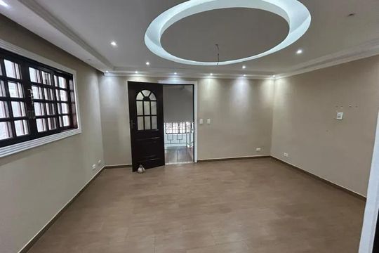 Casa à venda com 3 quartos, 137m² em Jardim Caner, São Paulo