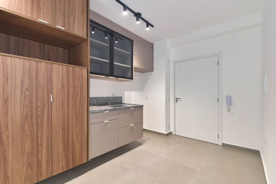Cozinha de kitnet/studio à venda com 1 quarto, 27m² em Santo Amaro, São Paulo