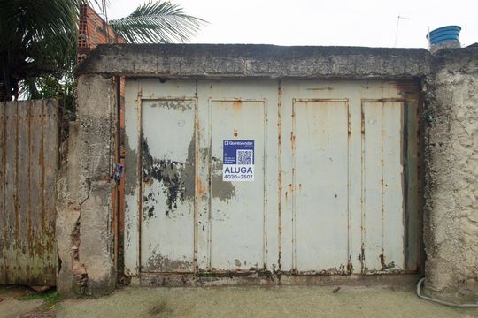 Fachada de casa para alugar com 2 quartos, 350m² em Guaratiba, Rio de Janeiro