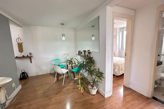 Sala de apartamento para alugar com 2 quartos, 52m² em Guadalupe, Rio de Janeiro