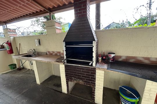 Área comum - Churrasqueira de apartamento para alugar com 2 quartos, 52m² em Guadalupe, Rio de Janeiro